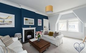 Bright 2 Bed Apartment North Berwick High Street